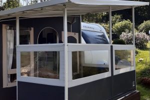 Ekstra tak med levegg FullSizejpg